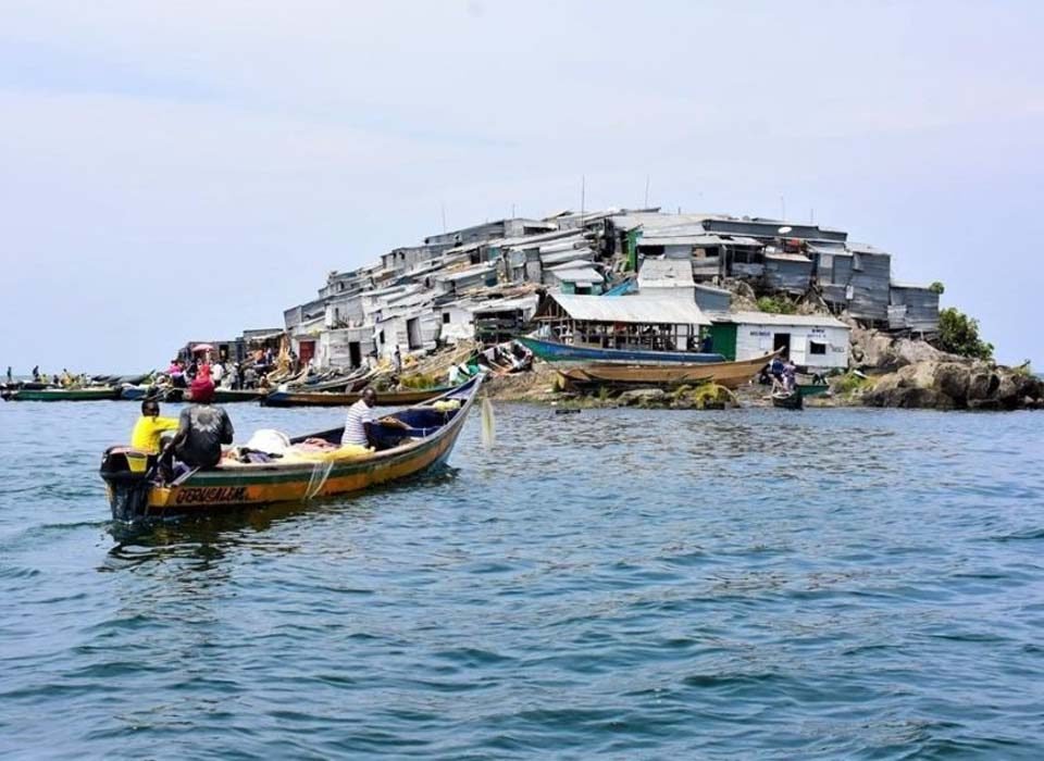 visiting migingo island