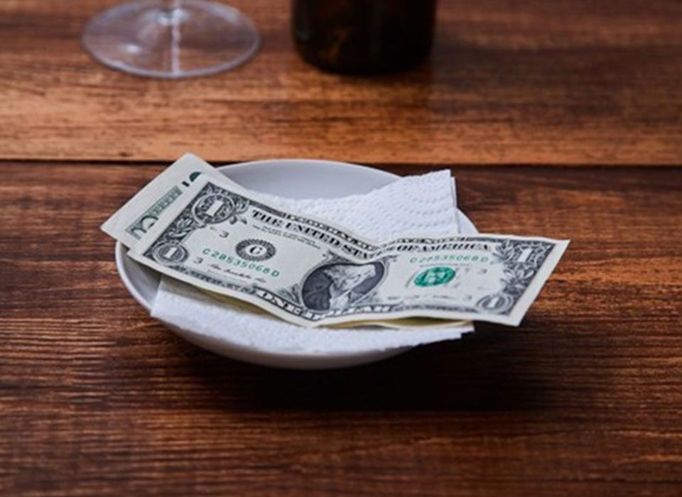 How Much Do You Tip a Safari Driver in Uganda?